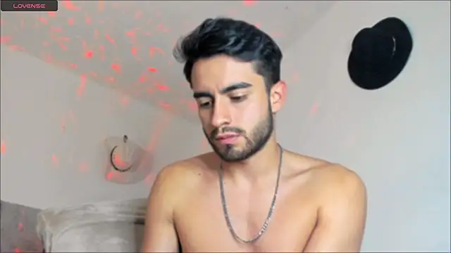 Snapshot of aydan_hw chatting on March 4, 11:43 pm aydan hw online show from March 4, 11:43 pm