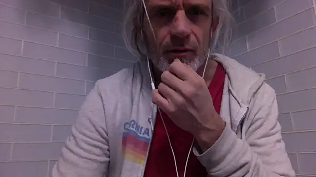 readyforfunxxx online show from December 11, 11:08 am