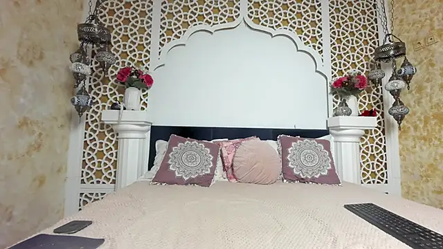 AleshaArabian online show from January 17, 5:23 am