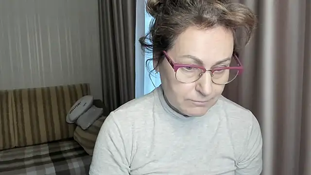 lauraoven online show from January 13, 9:19 am