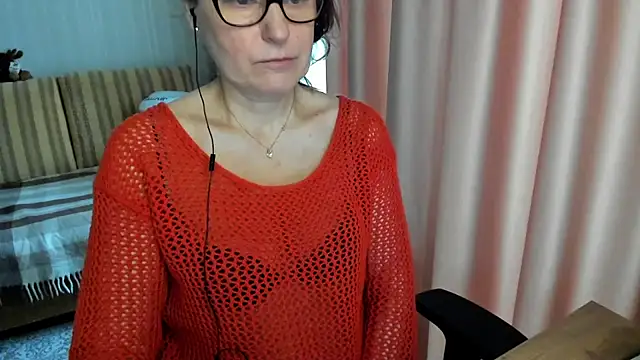 lauraoven online show from March 3, 7:14 am