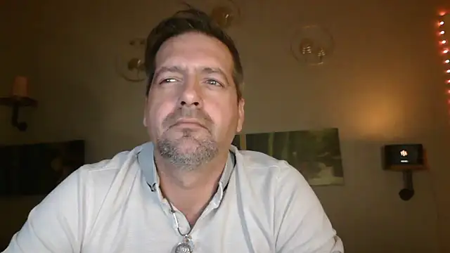 matrikes1 online show from December 21, 8:00 pm