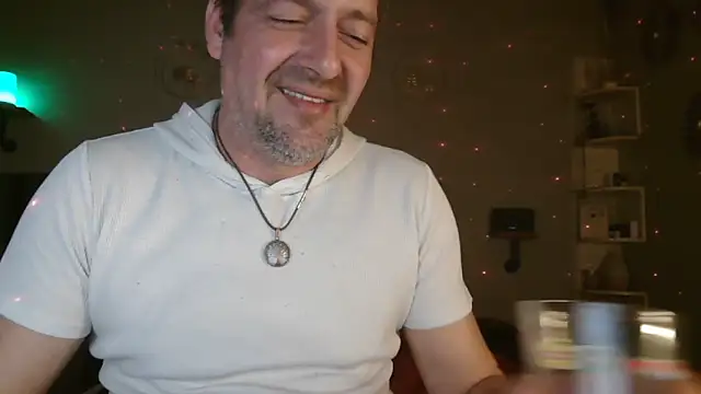 matrikes1 online show from March 21, 11:01 pm