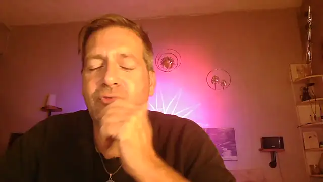 matrikes1 online show from October 7, 6:49 pm