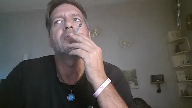 matrikes1 online show from October 15, 2:50 pm