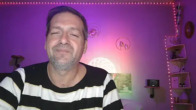 matrikes1 online show from October 31, 7:48 pm