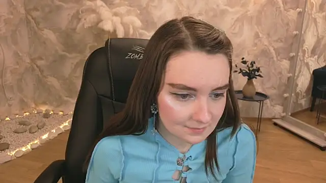 Snapshot of CloudGrace chatting on February 7, 6:22 pm CloudGrace online show from February 7, 6:22 pm