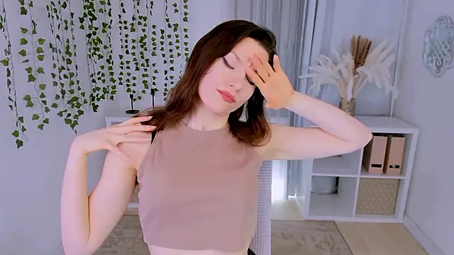 Bat Laughing online show from December 2, 7:16 pm