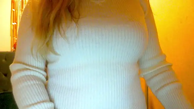 SusanCurt online show from February 22, 3:10 pm