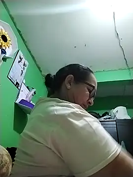 Snapshot of LaGochis07 chatting on September 8, 11:59 pm LaGochis07 online show from September 8, 11:59 pm