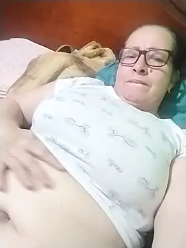 Snapshot of LaGochis07 chatting on September 25, 11:52 pm LaGochis07 online show from September 25, 11:52 pm