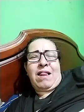 Snapshot of LaGochis07 chatting on October 1, 10:27 pm LaGochis07 online show from October 1, 10:27 pm