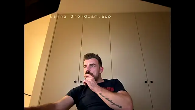 Snapshot of mrbigballs chatting on October 10, 8:41 pm mrbigballs online show from October 10, 8:41 pm