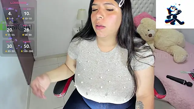 Snapshot of Karlathompson chatting on February 20, 7:52 pm Karlathompson online show from February 20, 7:52 pm