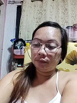 asianwet4u online show from March 6, 8:37 pm