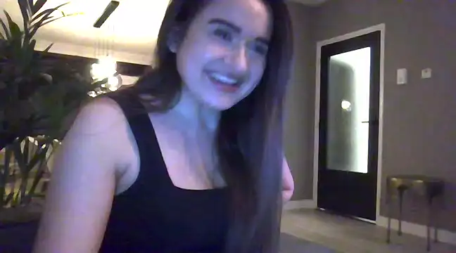 Snapshot of avajade chatting on January 2, 7:07 pm avajade online show from January 2, 7:07 pm