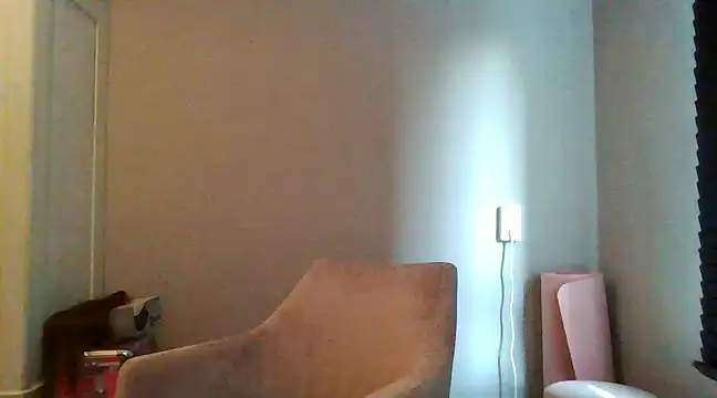 Snapshot of avajade chatting on January 8, 12:58 pm avajade online show from January 8, 12:58 pm