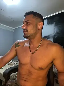 Fadinha-e-Raro online show from March 12, 4:35 pm