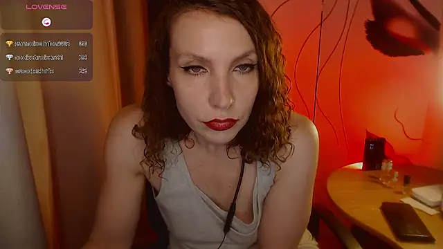 Snapshot of JohansonKatie chatting on January 8, 6:09 am JohansonKatie online show from January 8, 6:09 am