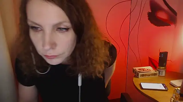 Snapshot of JohansonKatie chatting on January 13, 1:39 pm JohansonKatie online show from January 13, 1:39 pm