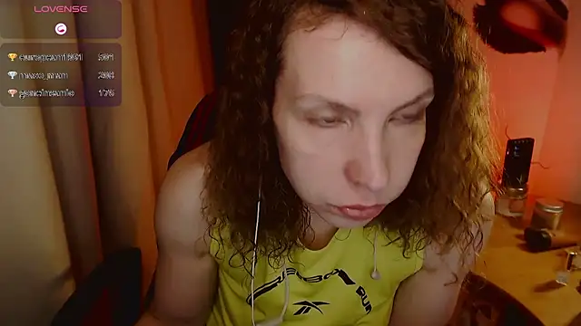 Snapshot of JohansonKatie chatting on January 24, 4:16 am JohansonKatie online show from January 24, 4:16 am