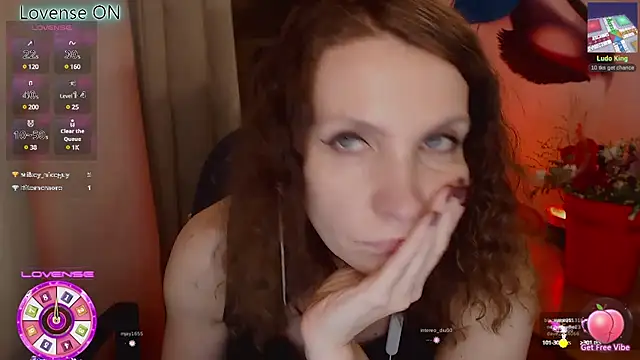 Snapshot of JohansonKatie chatting on February 22, 6:08 pm JohansonKatie online show from February 22, 6:08 pm