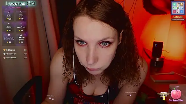 Snapshot of JohansonKatie chatting on March 3, 4:36 am JohansonKatie online show from March 3, 4:36 am