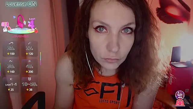 Snapshot of JohansonKatie chatting on March 15, 4:46 am JohansonKatie online show from March 15, 4:46 am