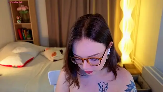 MilenaSaint online show from February 9, 3:43 am