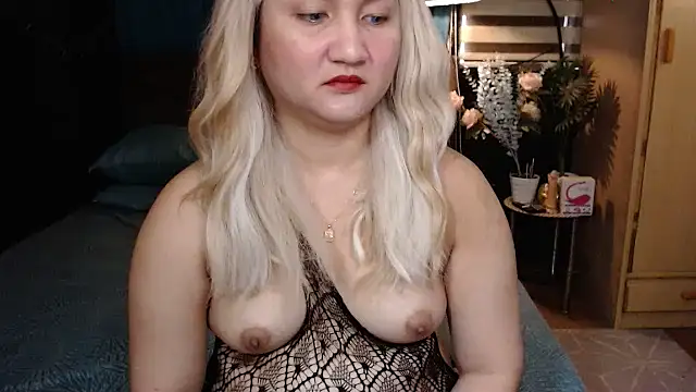 xheavenlytrans online show from October 11, 11:47 pm