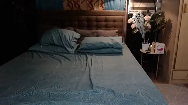 xheavenlytrans online show from October 20, 12:00 am