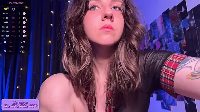 Snapshot of HotaruTomo chatting on November 8, 12:00 am HotaruTomo online show from November 8, 12:00 am