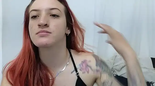 Snapshot of ninaa_fox chatting on January 24, 2:51 pm ninaa fox online show from January 24, 2:51 pm