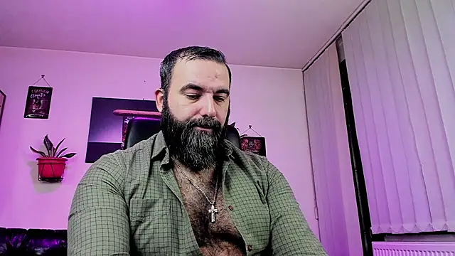 Snapshot of ChristophJules chatting on December 6, 12:34 am ChristophJules online show from December 6, 12:34 am