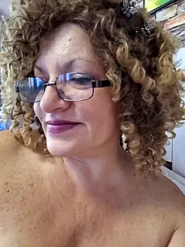 Hot Azaleea online show from October 19, 5:41 am