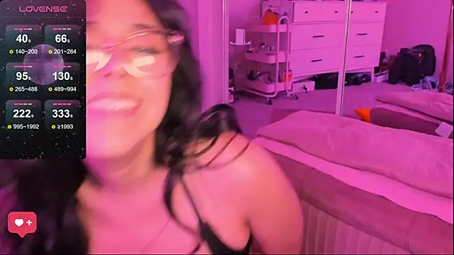 Snapshot of Evie-Luna chatting on February 22, 3:23 am Evie-Luna online show from February 22, 3:23 am