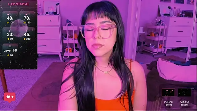 Snapshot of Evie-Luna chatting on March 2, 2:30 am Evie-Luna online show from March 2, 2:30 am