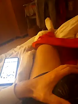 Snapshot of MlodyDres chatting on January 7, 4:48 pm MlodyDres online show from January 7, 4:48 pm