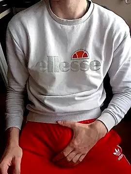 Snapshot of MlodyDres chatting on January 10, 12:36 pm MlodyDres online show from January 10, 12:36 pm