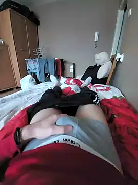 Snapshot of MlodyDres chatting on January 15, 1:52 pm MlodyDres online show from January 15, 1:52 pm