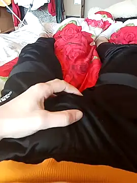 Snapshot of MlodyDres chatting on January 24, 9:17 am MlodyDres online show from January 24, 9:17 am