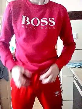 Snapshot of MlodyDres chatting on February 18, 7:54 am MlodyDres online show from February 18, 7:54 am