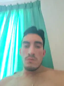 Snapshot of TommyMomentum chatting on November 29, 7:17 pm TommyMomentum online show from November 29, 7:17 pm