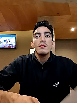 TommyMomentum online show from April 18, 2:59 am