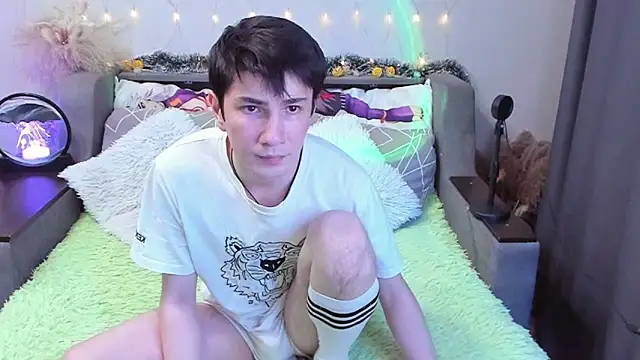 Snapshot of Yumi_steve chatting on November 14, 3:22 pm Yumi steve online show from November 14, 3:22 pm