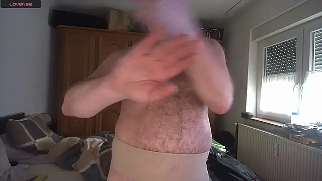 iliebetights online show from January 12, 10:42 am