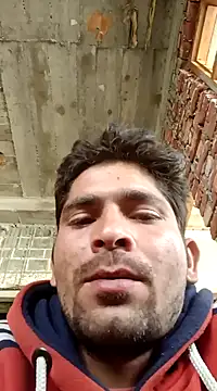 Snapshot of SunnyleoneBG chatting on January 4, 7:03 am SunnyleoneBG online show from January 4, 7:03 am