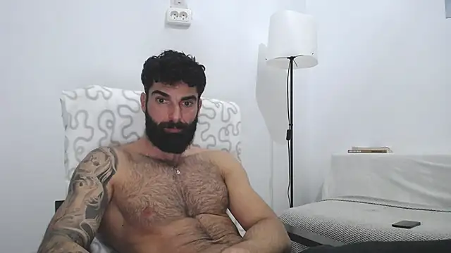 Verycutex online show from February 22, 5:35 pm