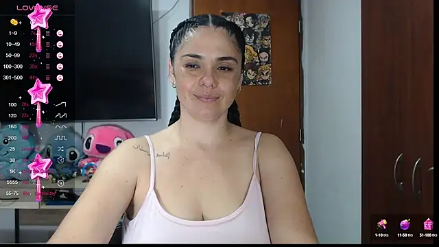 Snapshot of selena_ferri chatting on December 5, 3:26 am selena ferri online show from December 5, 3:26 am