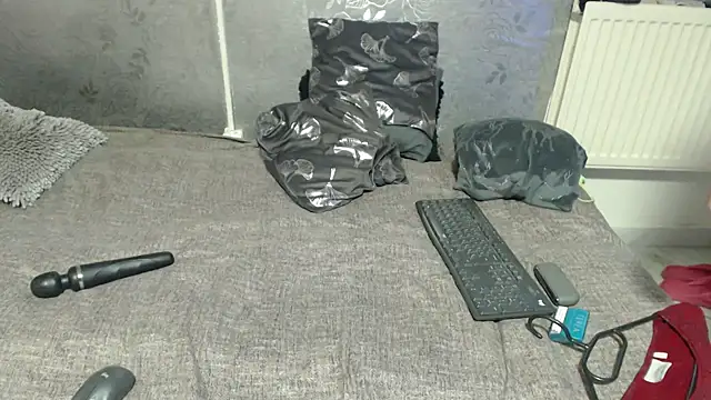 Snapshot of Titanilla39 chatting on January 12, 2:41 pm Titanilla39 online show from January 12, 2:41 pm